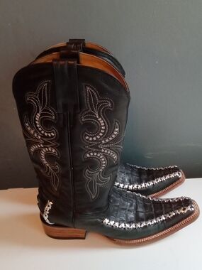 Black Caiman Crocodile Western Cowboy Boots Square Toe Silver Whipstitch Detail